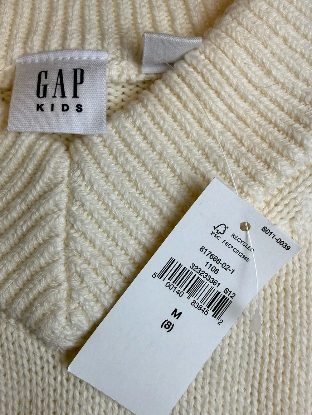 GAP Kids Boxy Cream V-Neck‎ Pullover Unisex Sweater Size M/8